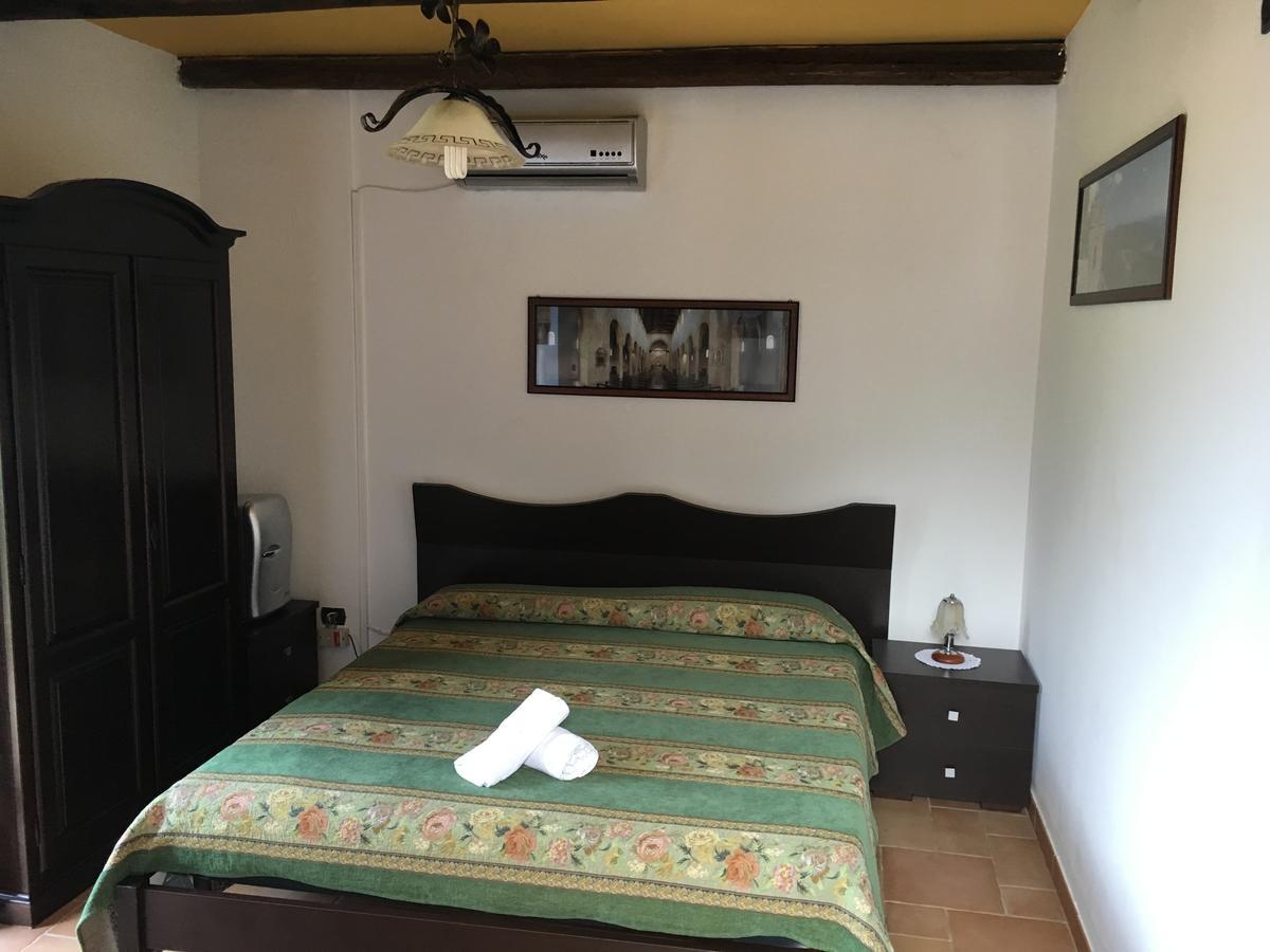 Bed and Breakfast La Bastia à Scilla Extérieur photo